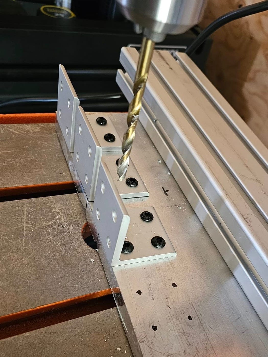 Adventures in building your own DIY-CNC